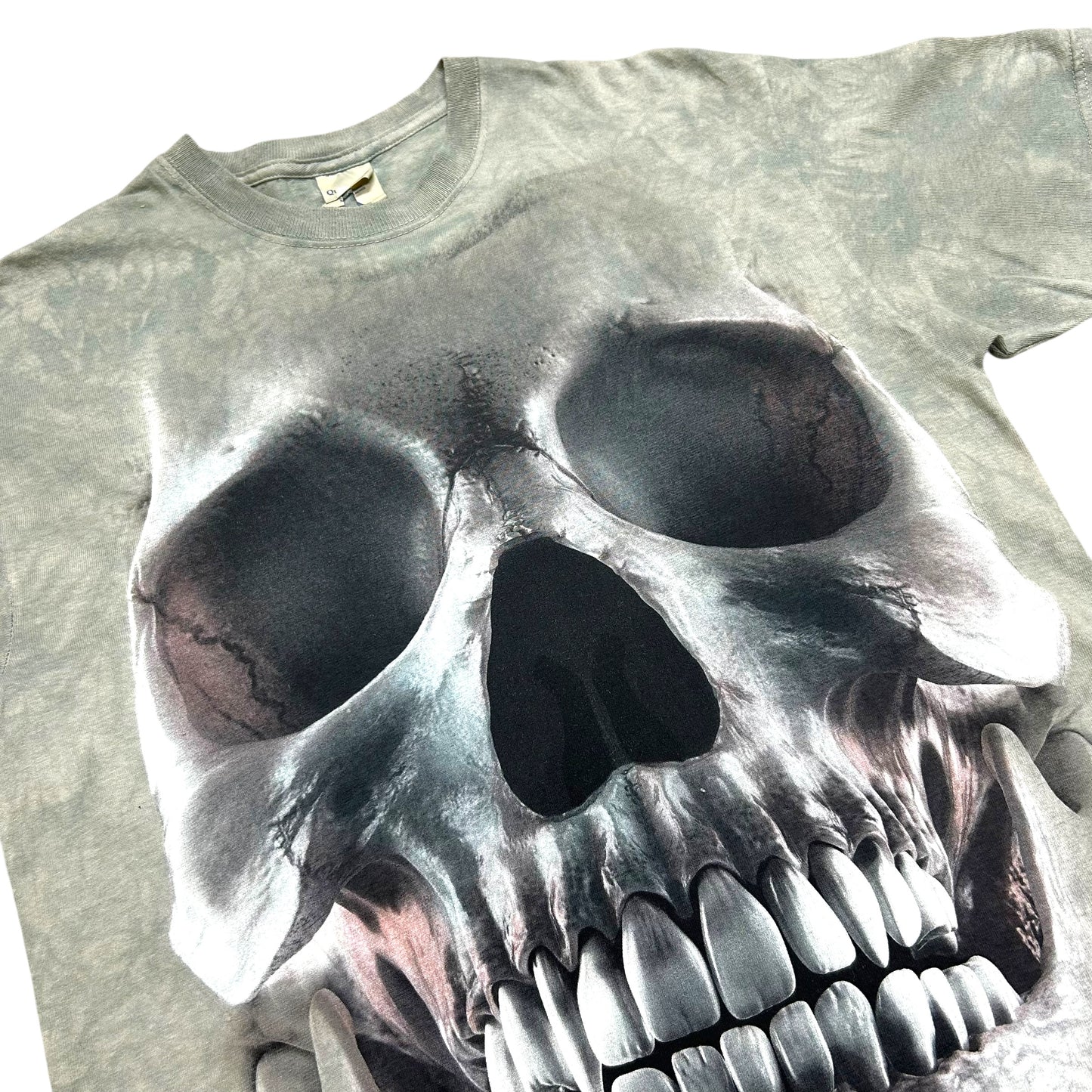Early 2010s The Mountain Sage Green Skull Graphic T-Shirt - Size Medium (Fits M/L)