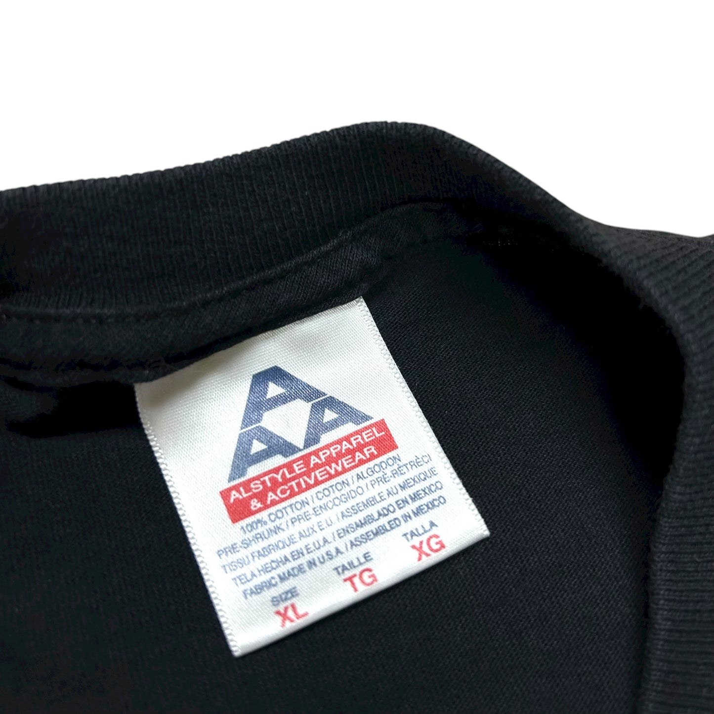 Early 2000s Wolf/Dreamcatcher Black Graphic T-Shirt - Size XL