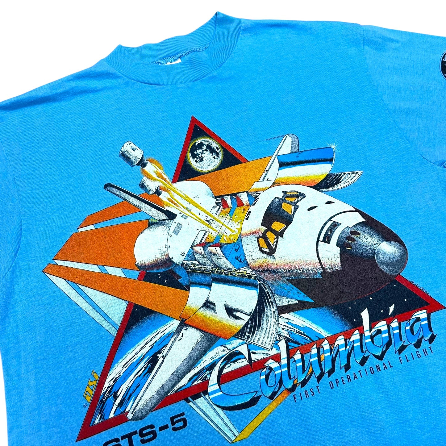 Vintage 1980s Columbia Space Shuttle Blue Graphic T-Shirt - Size Large (Fits Medium)