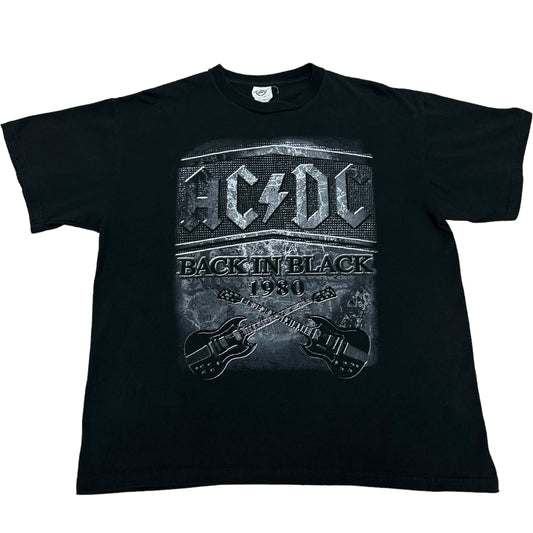 Late 2000s AC/DC “Back In Black” Black Graphic T-Shirt - Size Large (Fits M/L)