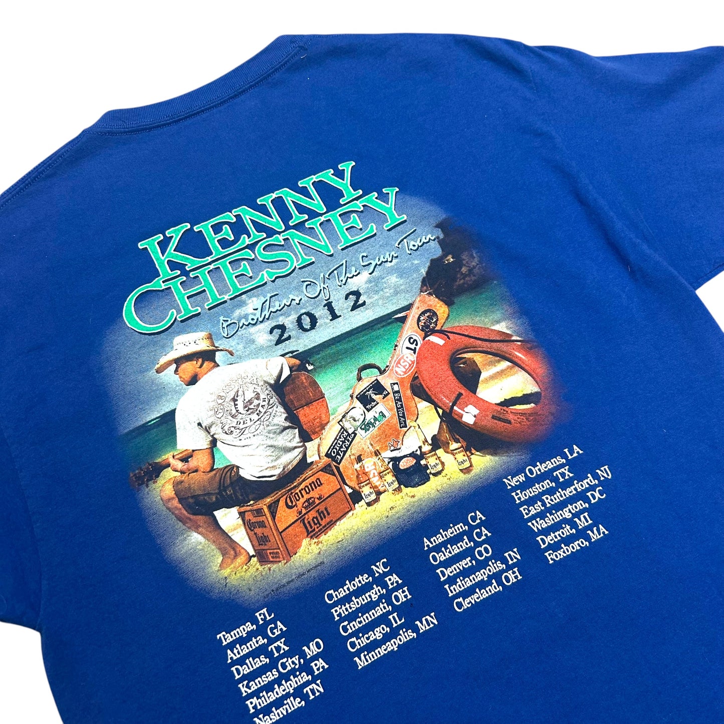 Early 2010s Kenny Chesney “Brothers of The Sun Tour” Blue Graphic T-Shirt - Size Large