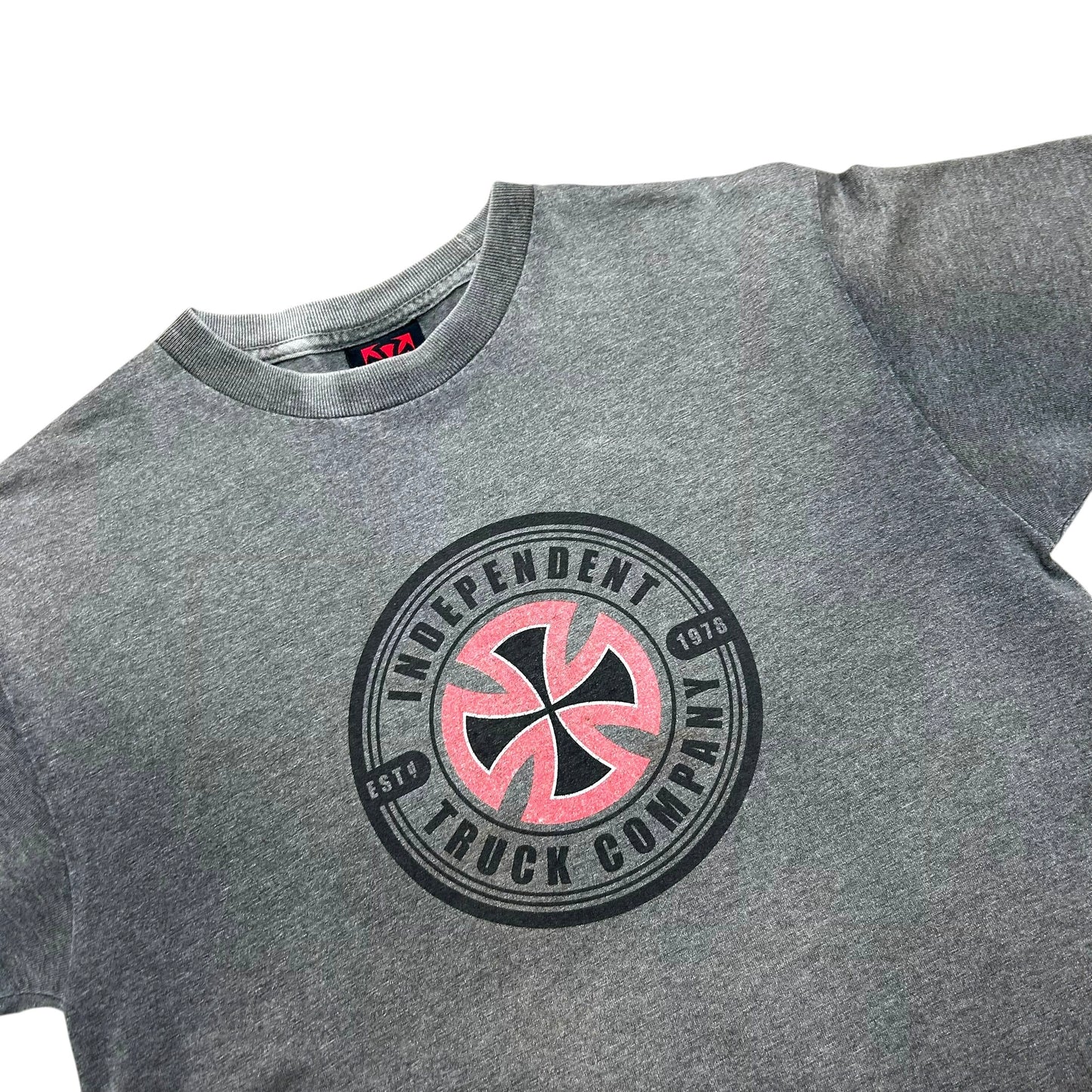 Early 2000s Independent Truck Company Grey Skate Graphic T-Shirt - Size Medium